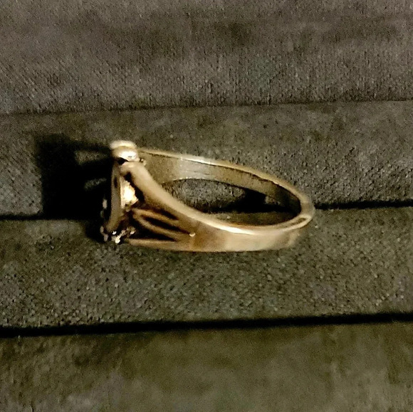 Yin Yang Ring - Picture 4 of 5